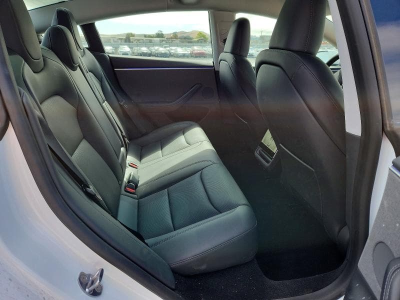 2025 TESLA MODEL 3 10