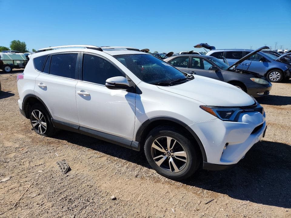 2018 TOYOTA RAV4 XLE 4