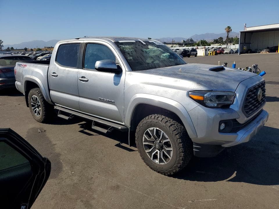 2022 TOYOTA TACOMA TRD SPORT 4