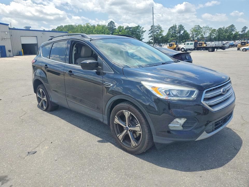 2018 FORD ESCAPE SEL 4