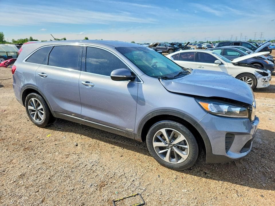 2020 KIA SORENTO S 4