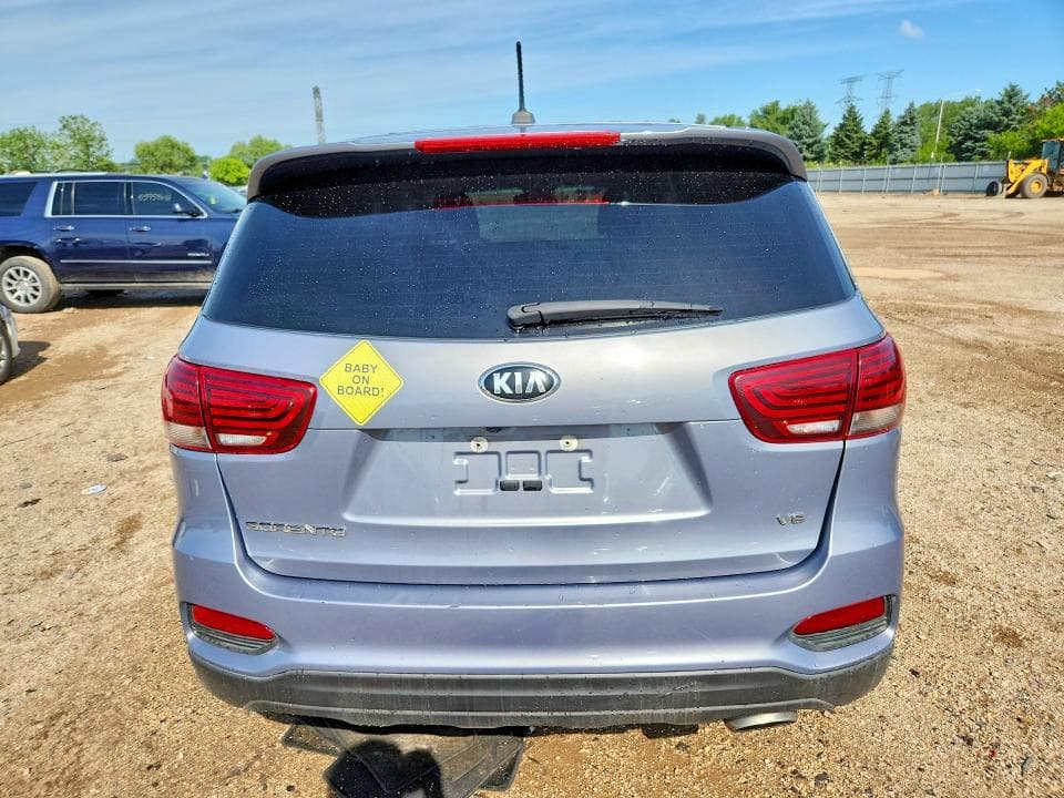 2020 KIA SORENTO S 6