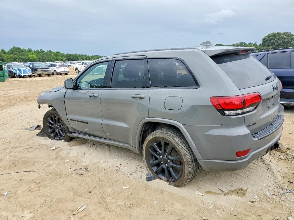 2020 JEEP GRAND CHEROKEE LAREDO 2
