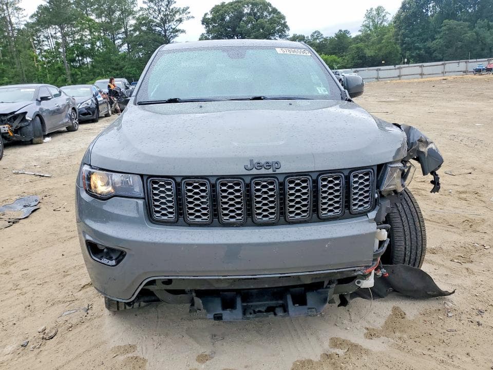 2020 JEEP GRAND CHEROKEE LAREDO 5