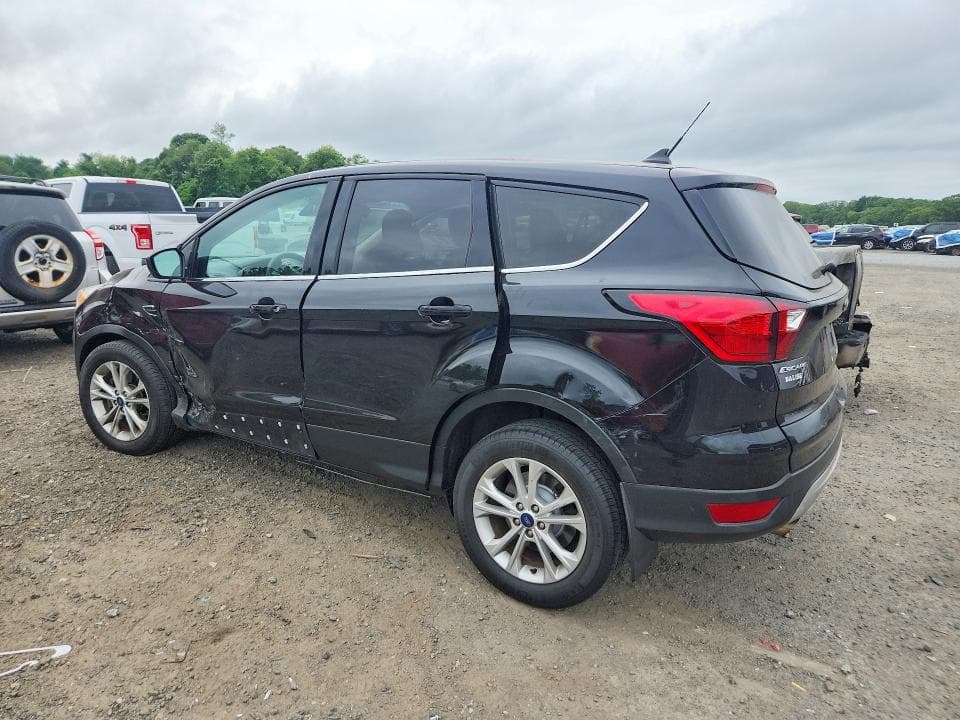 2019 FORD ESCAPE SE 2