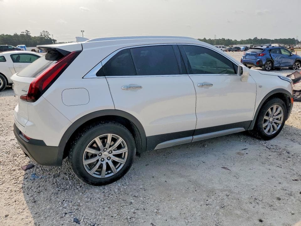 2020 CADILLAC XT4 PREMIUM LUXURY 3