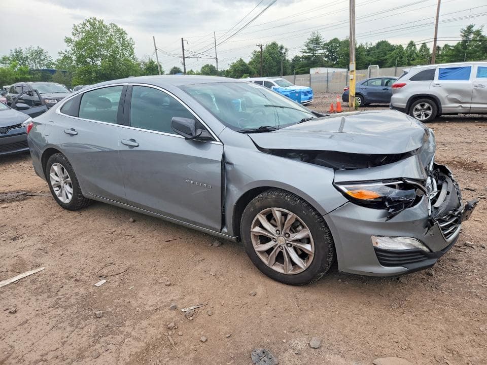 2023 CHEVROLET MALIBU LT (1LT) 4