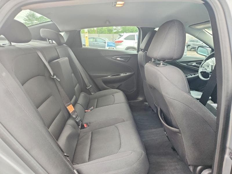 2023 CHEVROLET MALIBU LT (1LT) 10