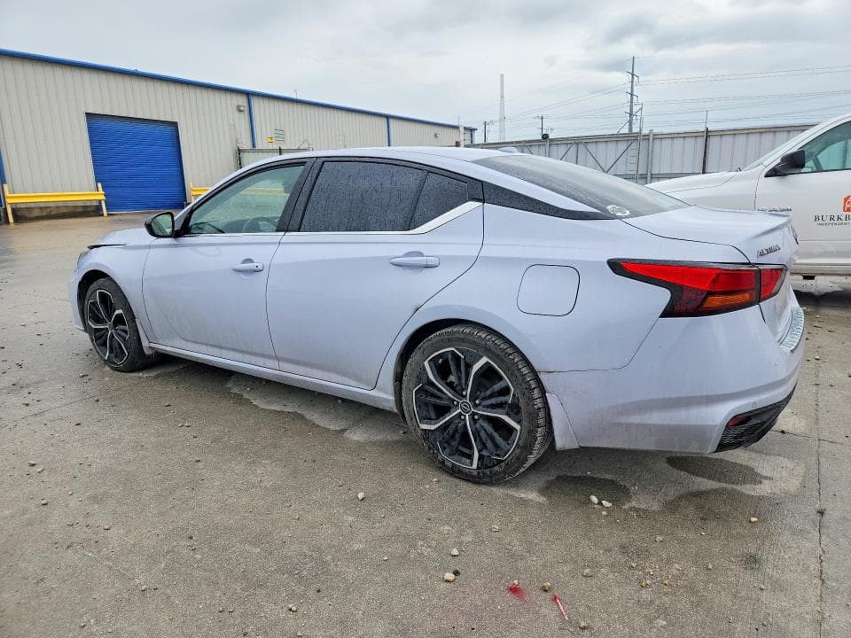 2023 NISSAN ALTIMA SR SR 2
