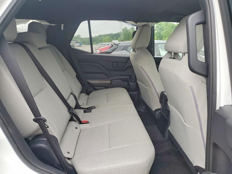 2026 TOYOTA 4RUNNER SR5 11