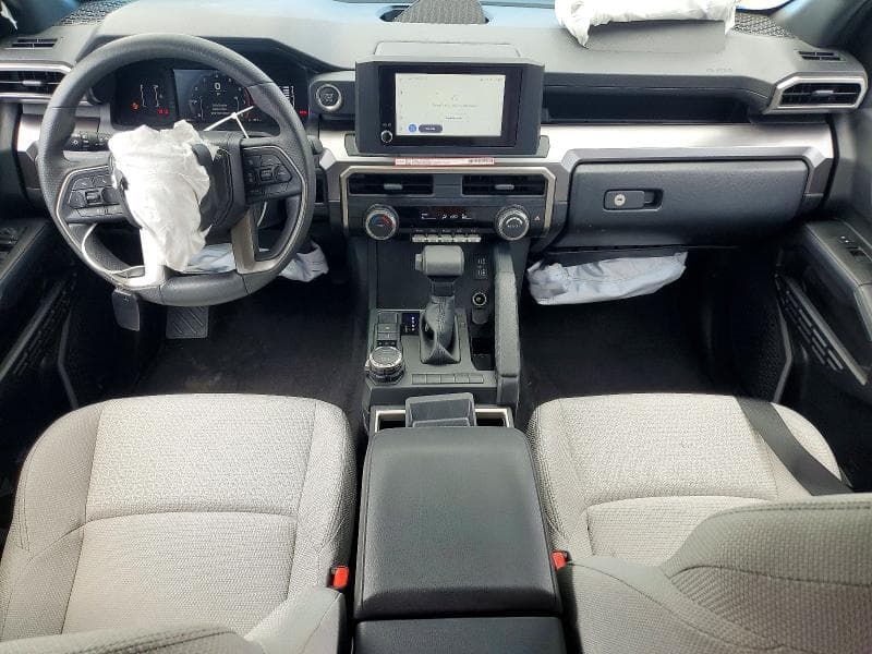 2026 TOYOTA 4RUNNER SR5 8