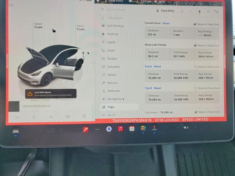 2023 TESLA MODEL Y 9