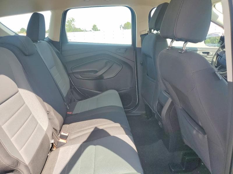 2017 FORD ESCAPE S 11
