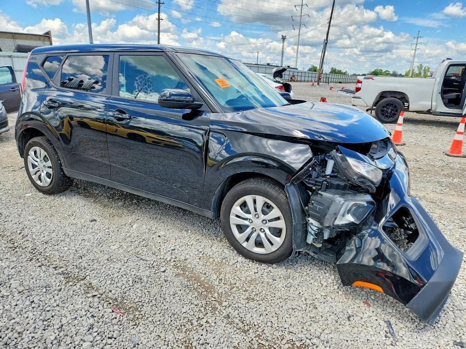 2021 KIA SOUL LX 4