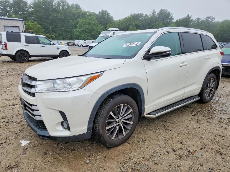 2018 TOYOTA HIGHLANDER XLE