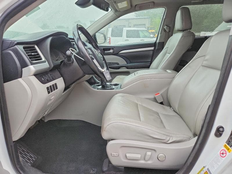 2018 TOYOTA HIGHLANDER XLE 7