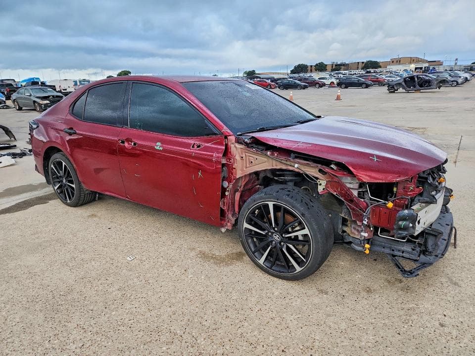 2018 TOYOTA CAMRY XSE XSE 4