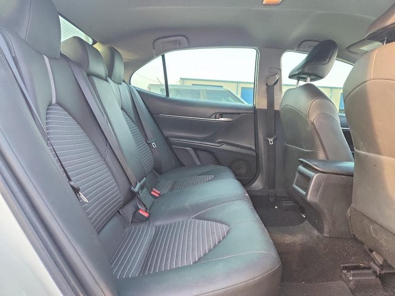 2018 TOYOTA CAMRY SE SE 10