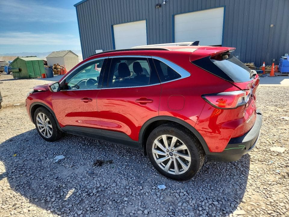 2022 FORD ESCAPE TITANIUM 2