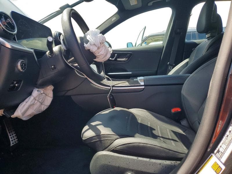 2025 MERCEDES-BENZ C 300 300 7