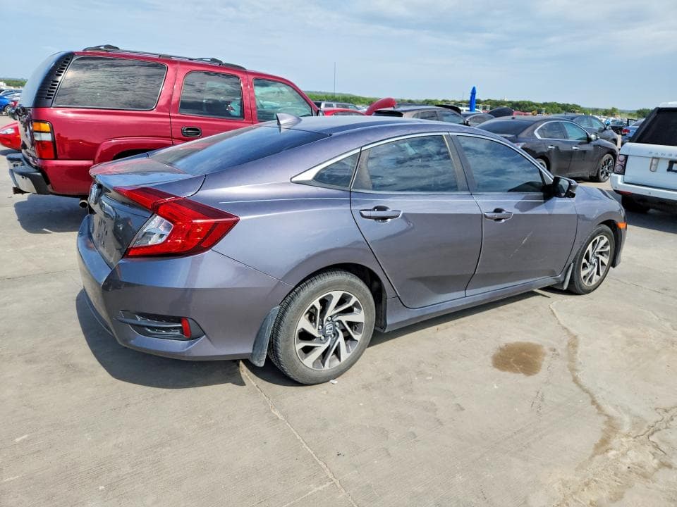 2018 HONDA CIVIC EX 3