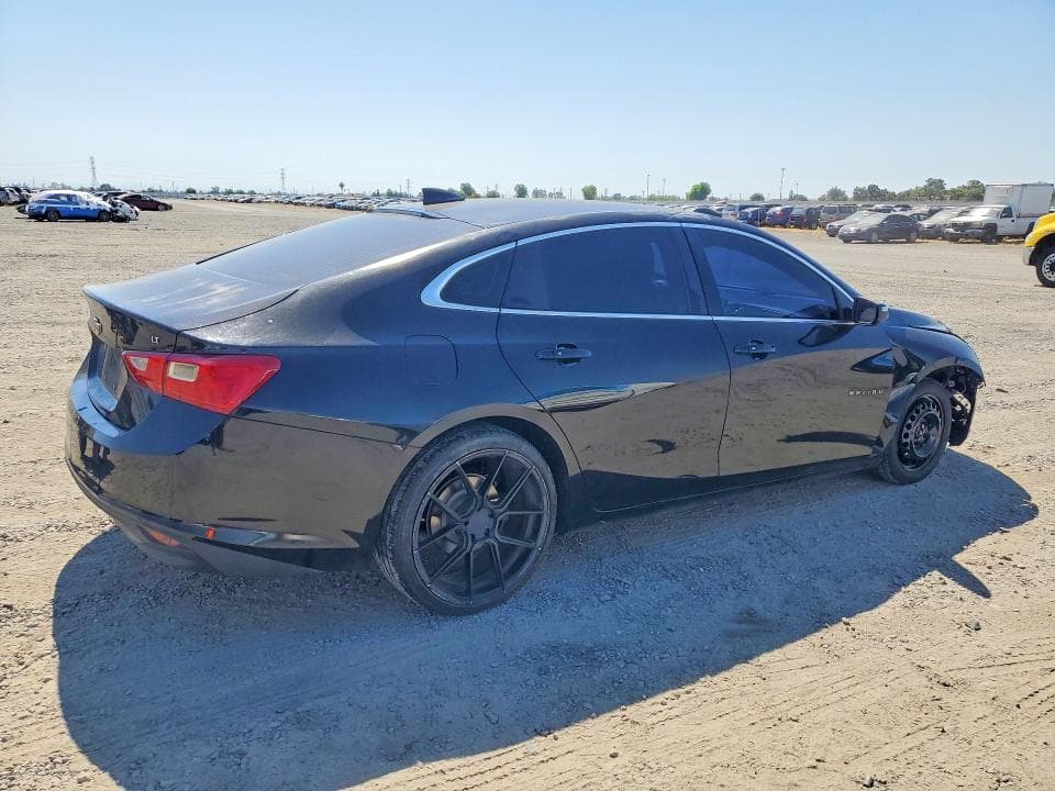 2017 CHEVROLET MALIBU LT 3