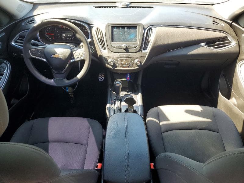 2017 CHEVROLET MALIBU LT 8