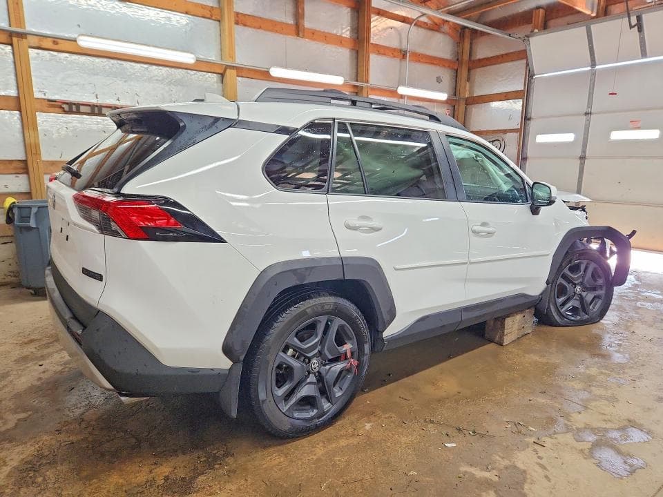 2024 TOYOTA RAV4 ADVENTURE ADVENTURE 3