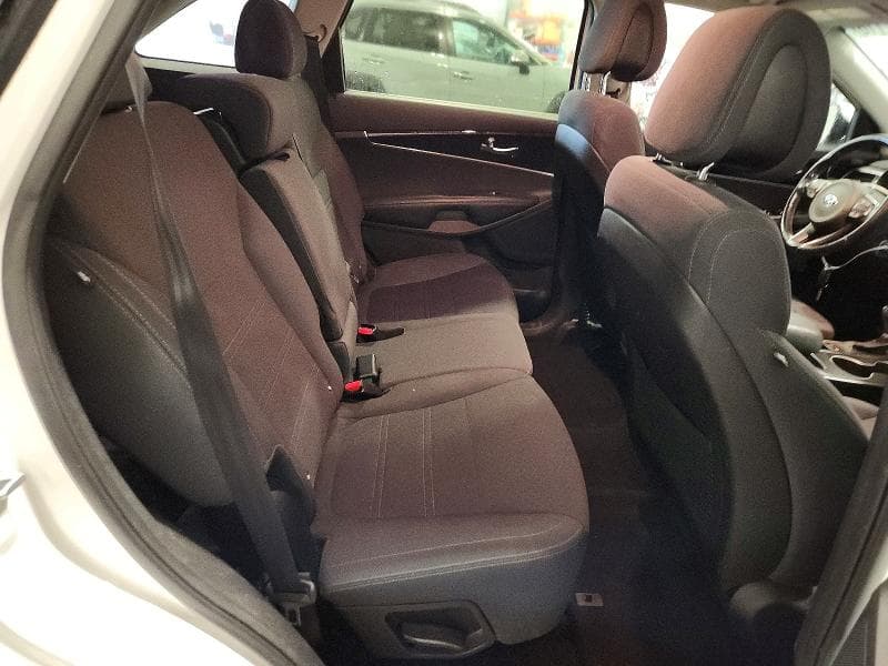 2016 KIA SORENTO LX LX 11