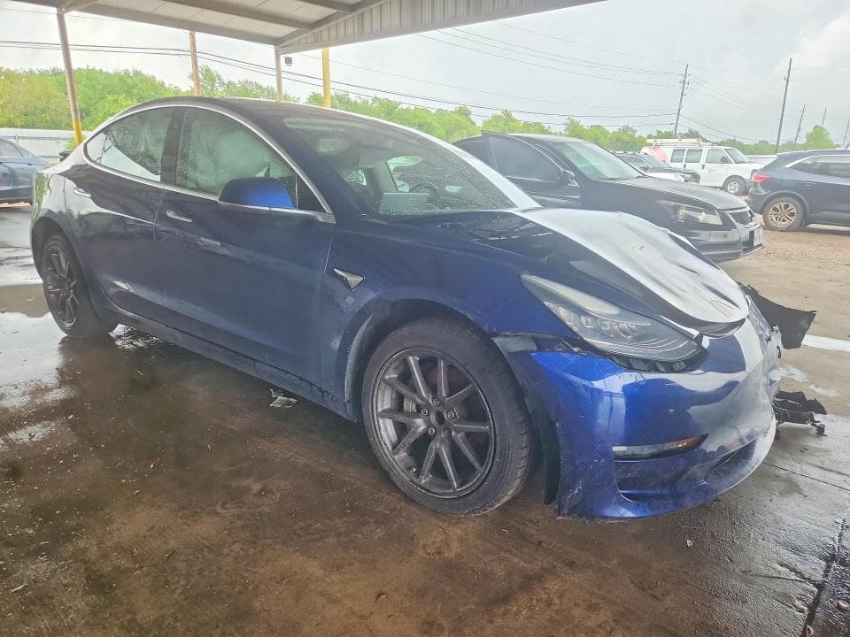 2019 TESLA MODEL 3 4