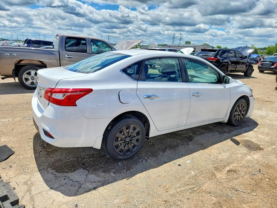 2019 NISSAN SENTRA S S 3