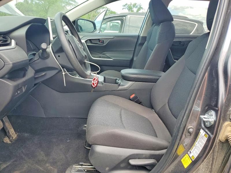 2025 TOYOTA RAV4 LE LE 7