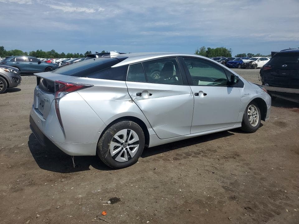 2018 TOYOTA PRIUS TWO 3