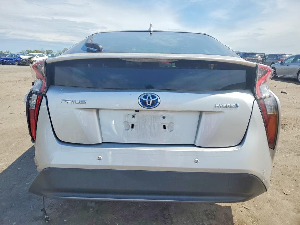 2018 TOYOTA PRIUS TWO 6