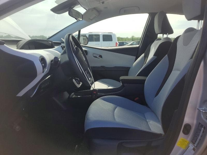 2018 TOYOTA PRIUS TWO 7