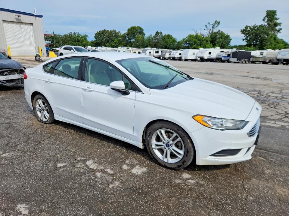 2018 FORD FUSION SE 4