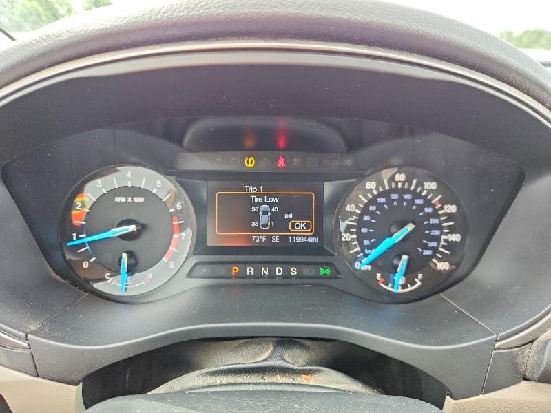 2018 FORD FUSION SE 9