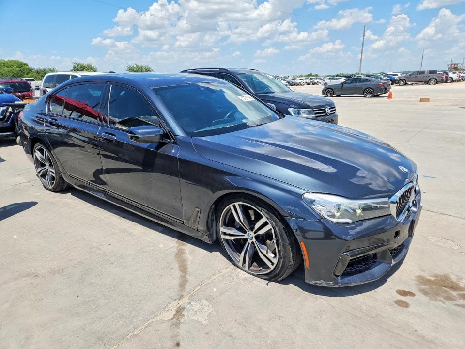 2017 BMW 740 XI 4