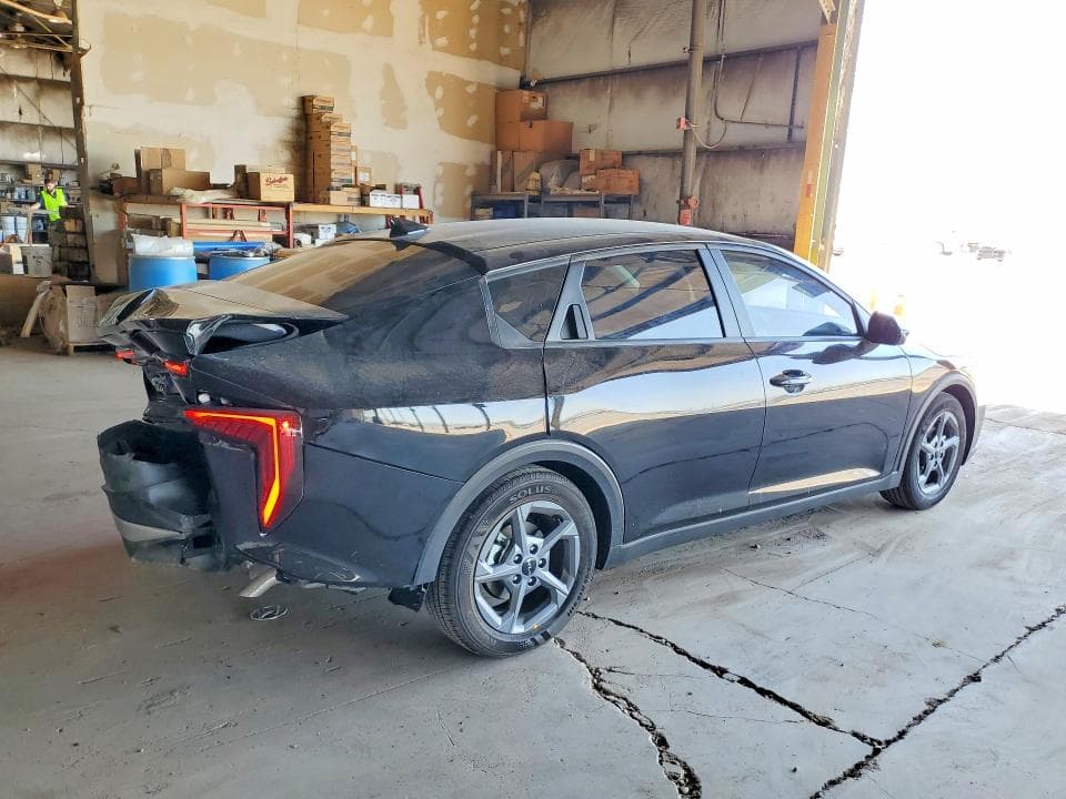 2025 KIA K4 LXS 3