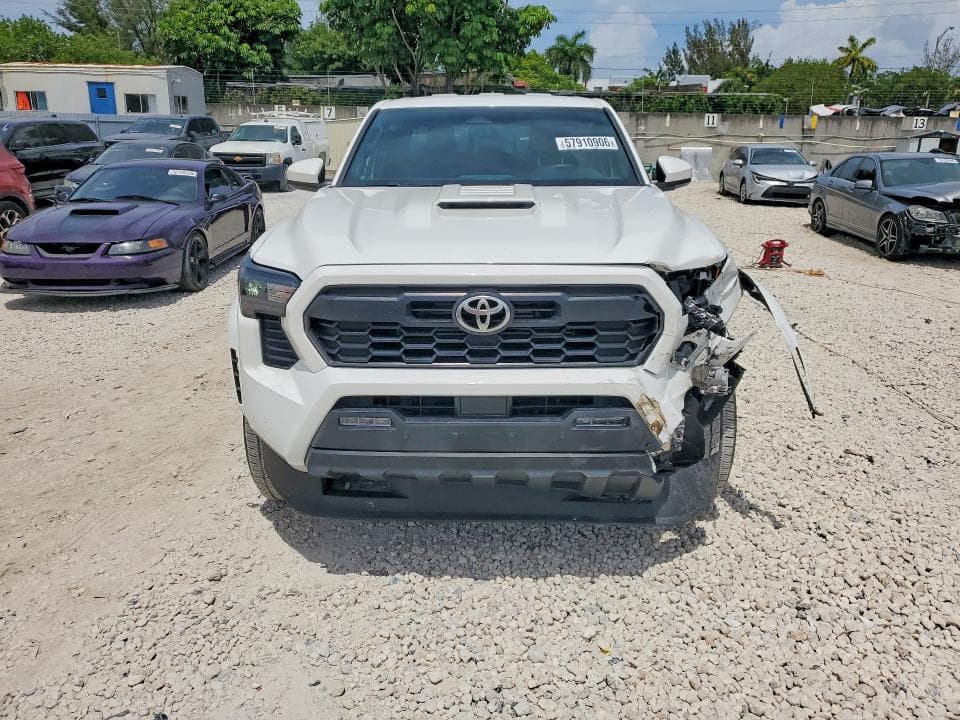 2024 TOYOTA TACOMA TRD SPORT TRD SPORT 5
