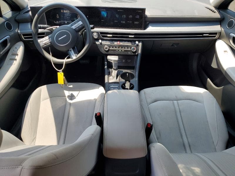 2025 HYUNDAI SONATA SE 8