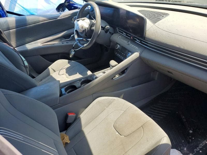 2024 HYUNDAI ELANTRA SEL 7