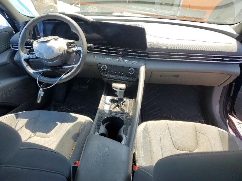 2024 HYUNDAI ELANTRA SEL 8