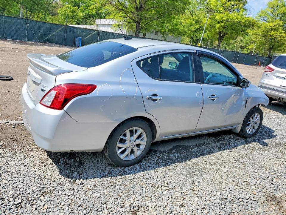 2018 NISSAN VERSA SV 3