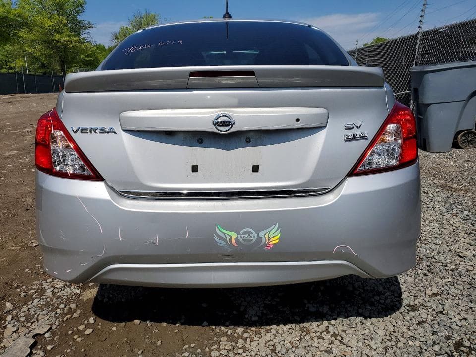 2018 NISSAN VERSA SV 6