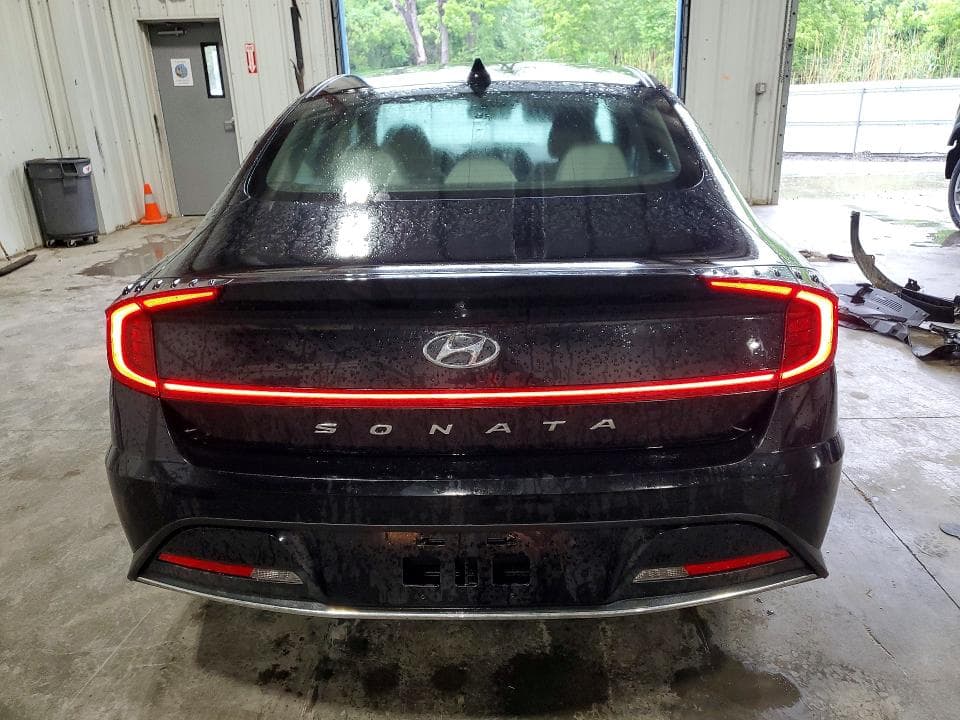 2021 HYUNDAI SONATA SE 6