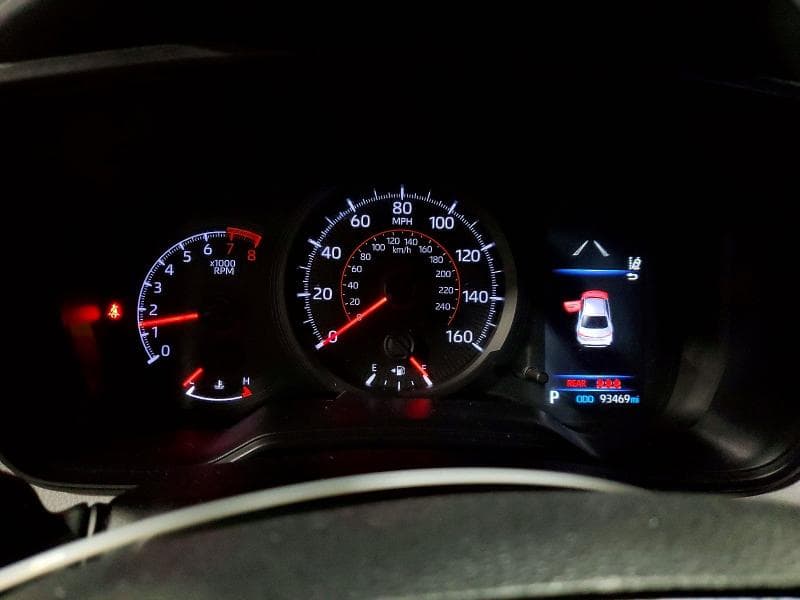 2020 TOYOTA COROLLA SE SE 9