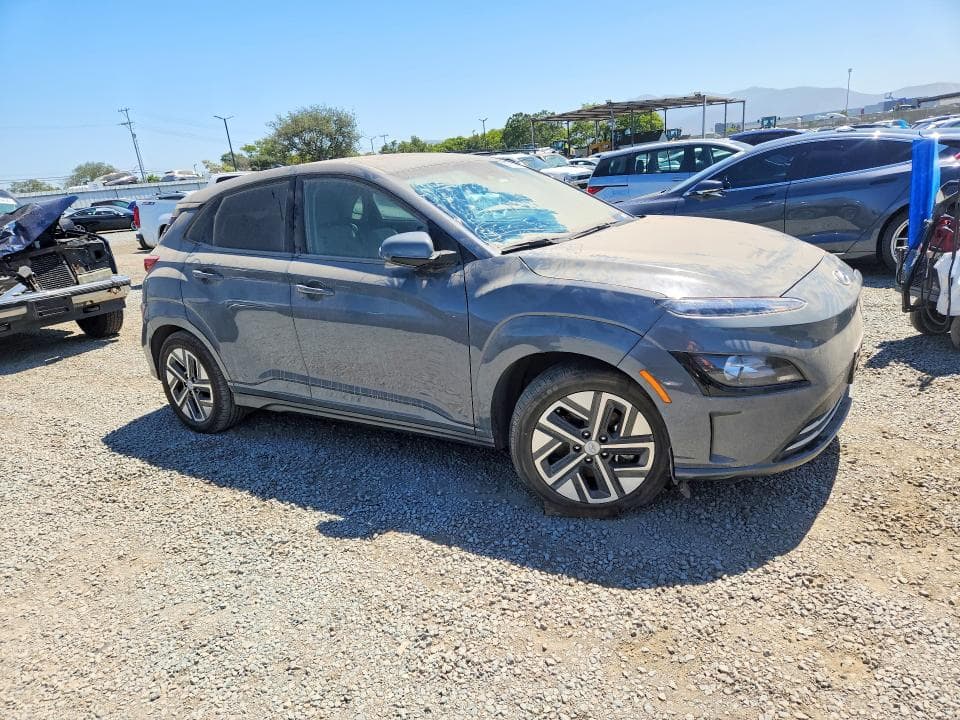 2023 HYUNDAI KONA SEL 4