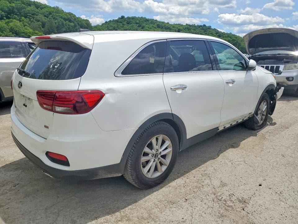 2019 KIA SORENTO LX 3