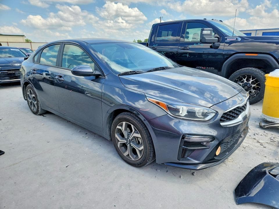 2021 KIA FORTE LXS 4